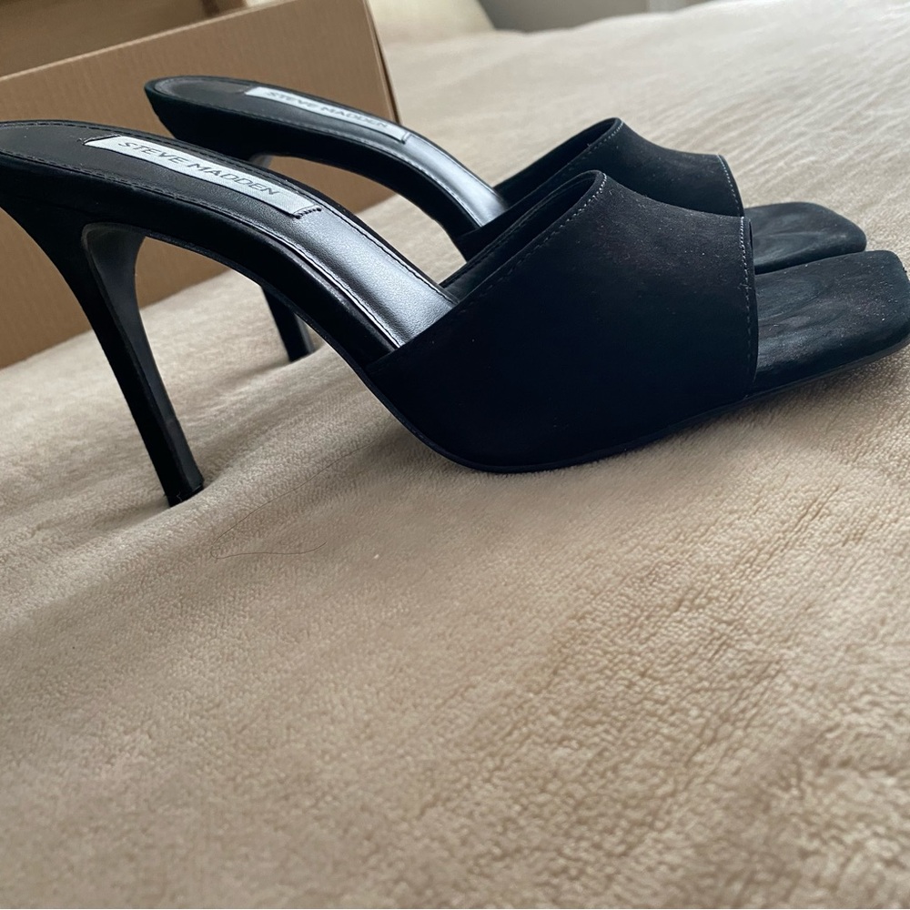 Steve Madden Edge Black Women's Heels - Picture 3 of 6